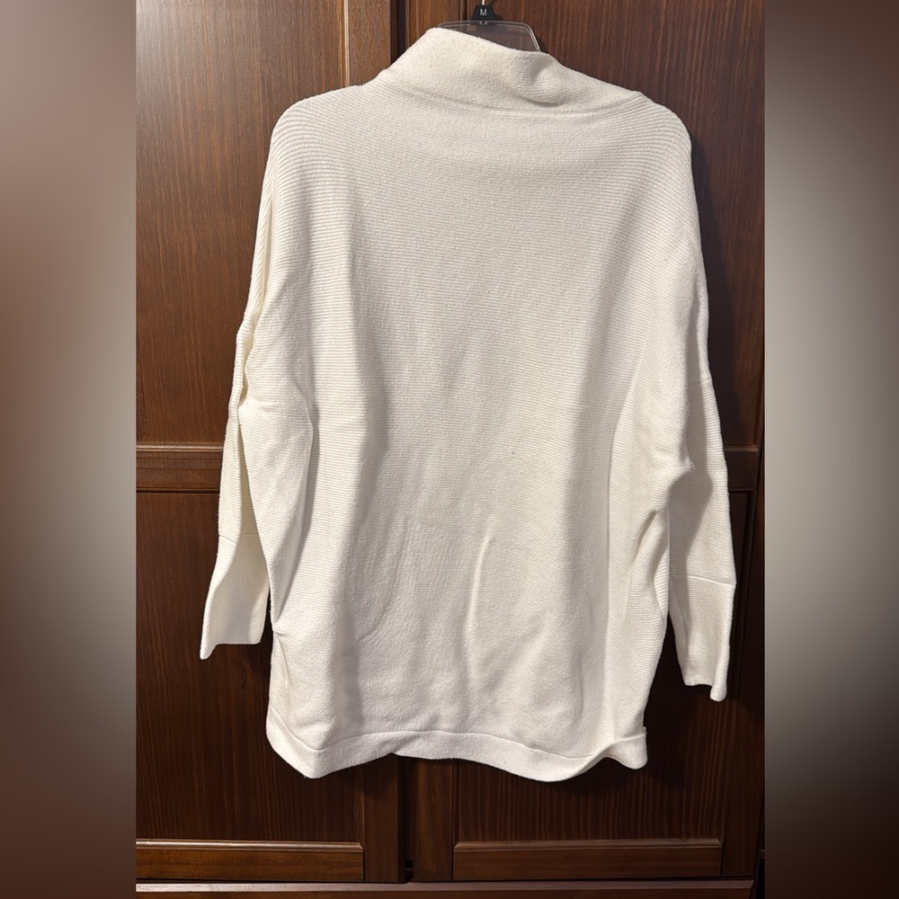 Elegant White Women's Sweater
